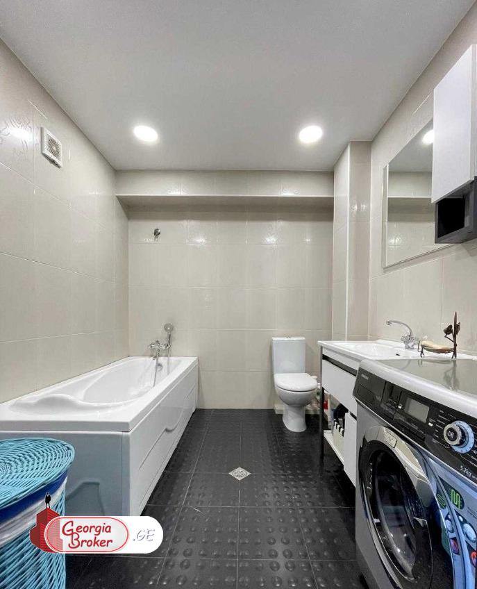 იყიდება ახალი გარემონტებული 3 ოთახიანი ბინა